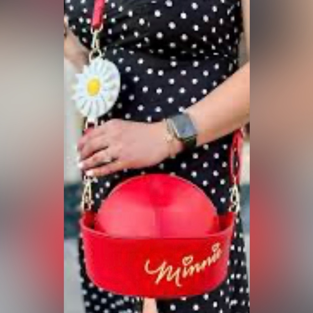Loungefly DISNEY Minnie Mouse Daisy Hat Crossbody Bag & Daisy Coin Pouch - Picture 13 of 13